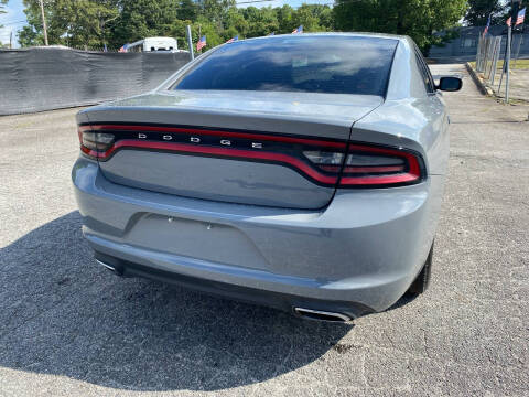 2017 Dodge Charger SE