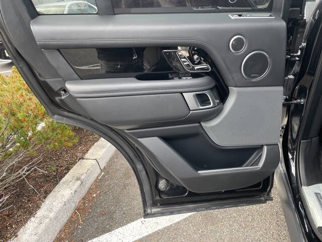 2022 Land Rover Range Rover Autobiography