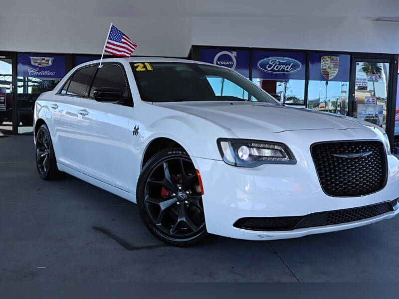 2021 Chrysler 300