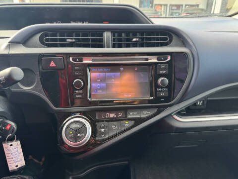 2016 Toyota Prius c