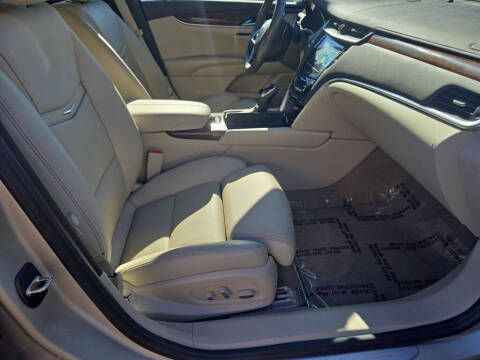 2014 Cadillac XTS Luxury Collection