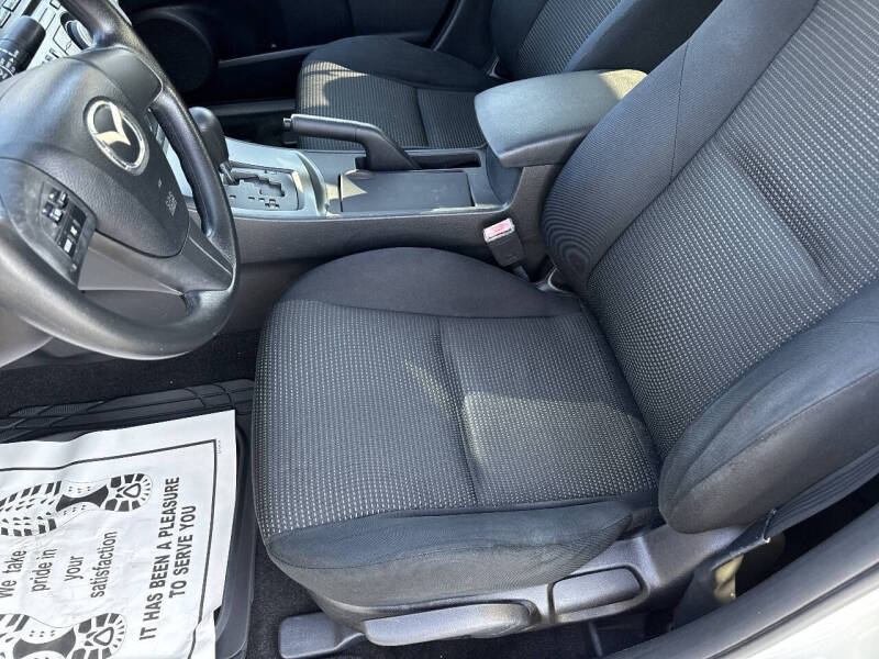 2012 Mazda MAZDA3 i Sport