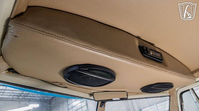 1977 Volkswagen Bus