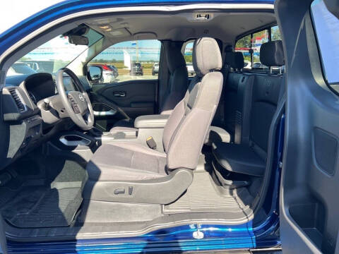 2022 Nissan Frontier SV