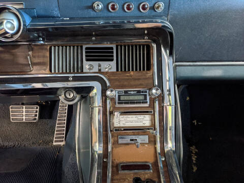 1964 Ford Thunderbird