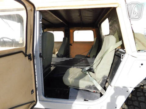 1999 AM General Hummer