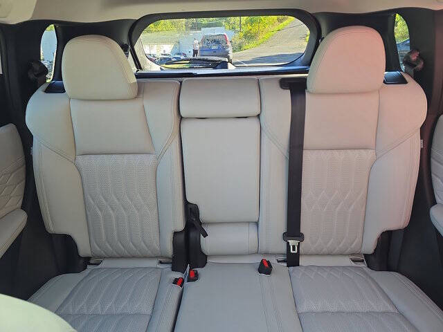 2025 Mitsubishi Outlander SEL