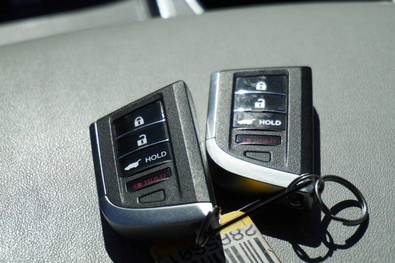 2022 Acura MDX w/Tech