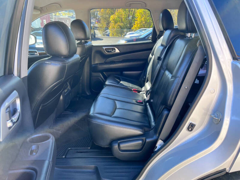 2014 Nissan Pathfinder SL