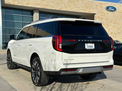 2025 Ford Expedition Platinum