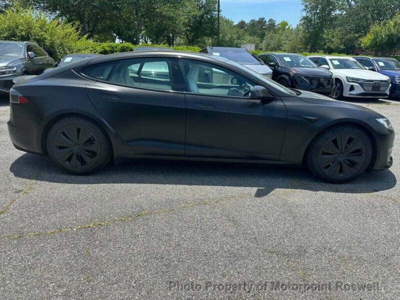 2022 Tesla Model S Plaid