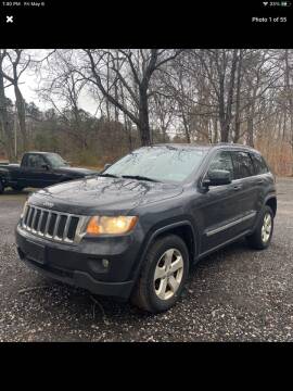 2013 Jeep Grand Cherokee for sale at Whiting Motors in Plainville CT