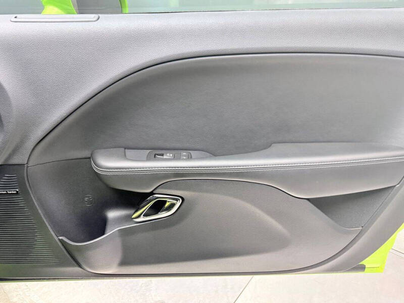 2015 Dodge Challenger SRT Hellcat