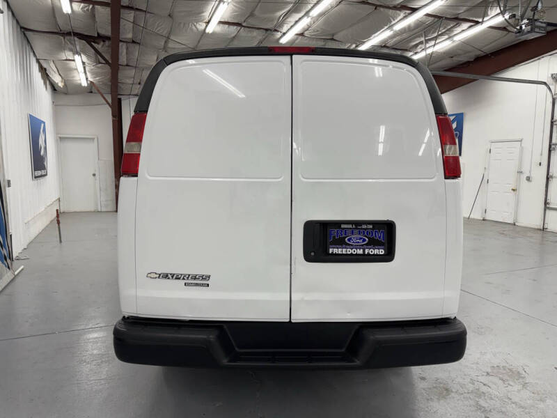 2016 Chevrolet Express 2500