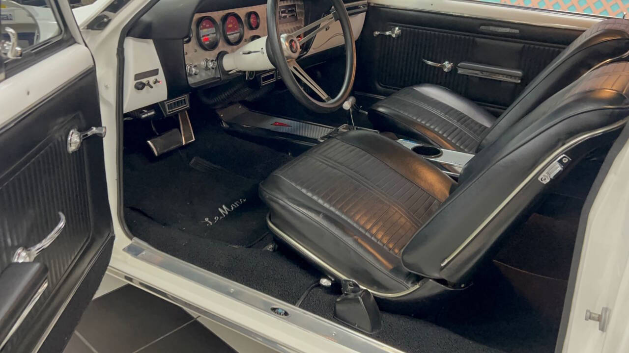 1966 Pontiac Le Mans 36