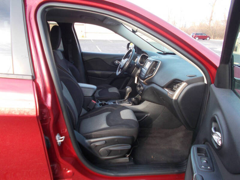 2016 Jeep Cherokee Sport Altitude