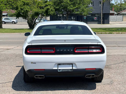 2019 Dodge Challenger SXT