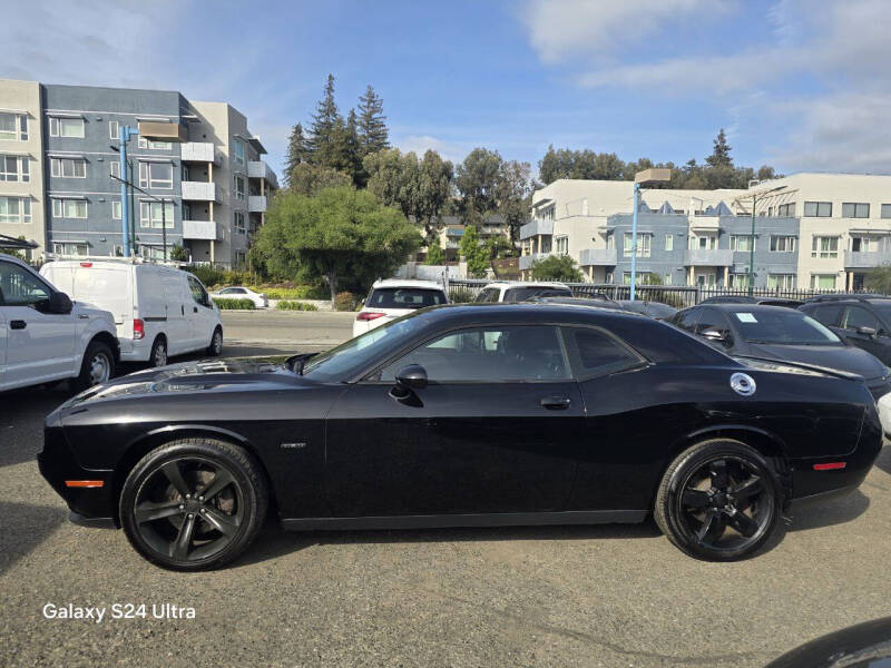 2016 Dodge Challenger R/T Plus