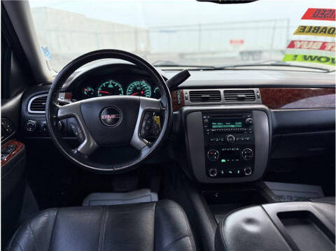 2012 GMC Yukon XL SLT