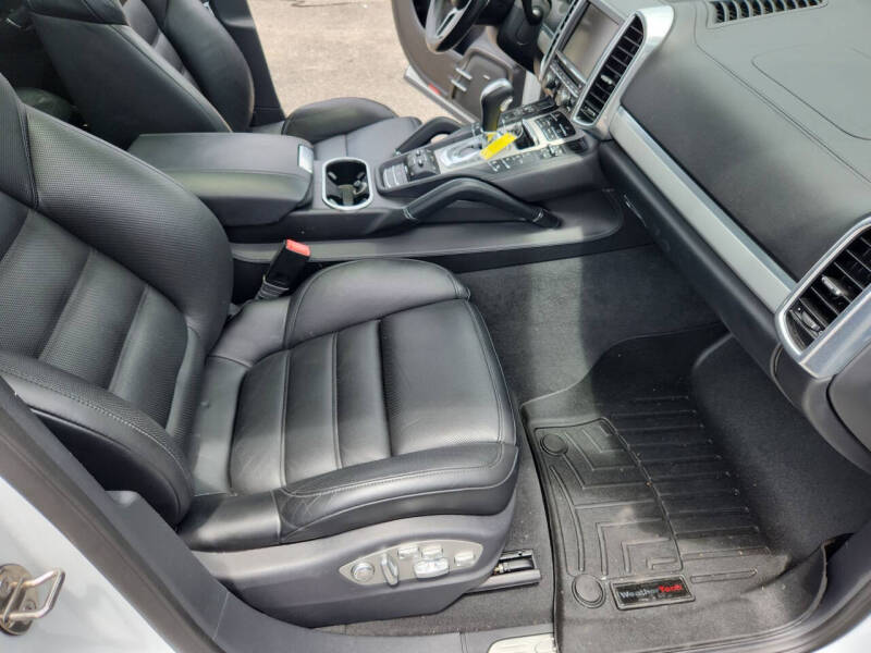2015 Porsche Cayenne Turbo