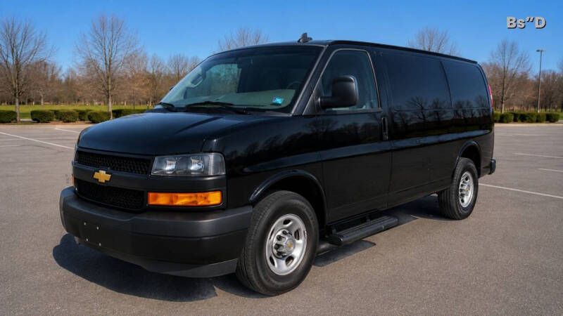 2022 Chevrolet Express LS 2500