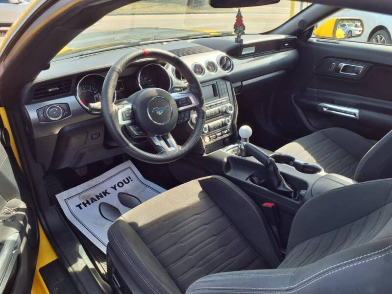 2015 Ford Mustang EcoBoost Premium