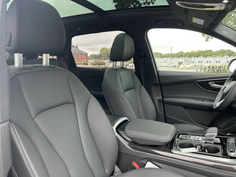 2025 Audi Q7 quattro Premium Plus 55 TFSI