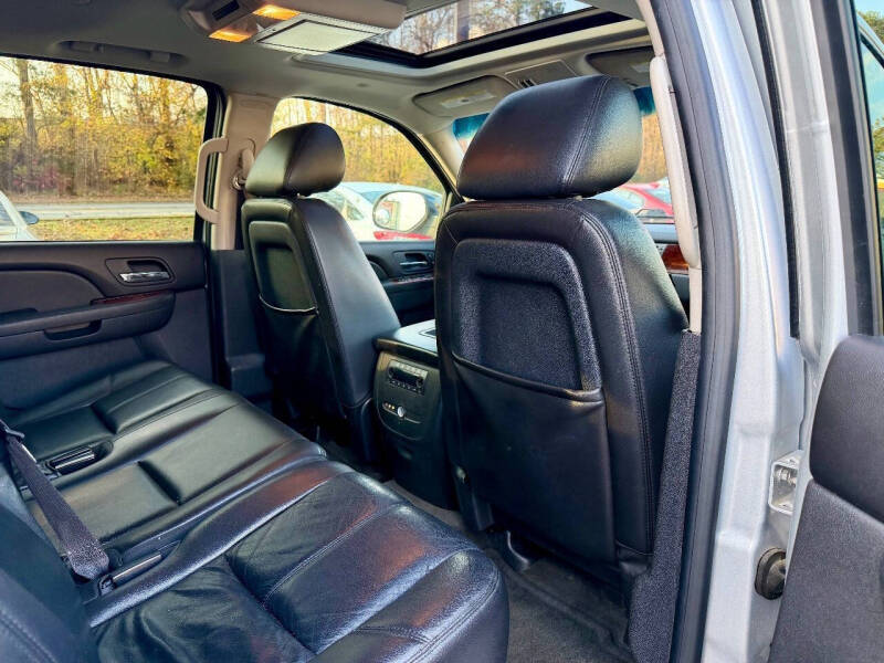 2012 Chevrolet Suburban LT
