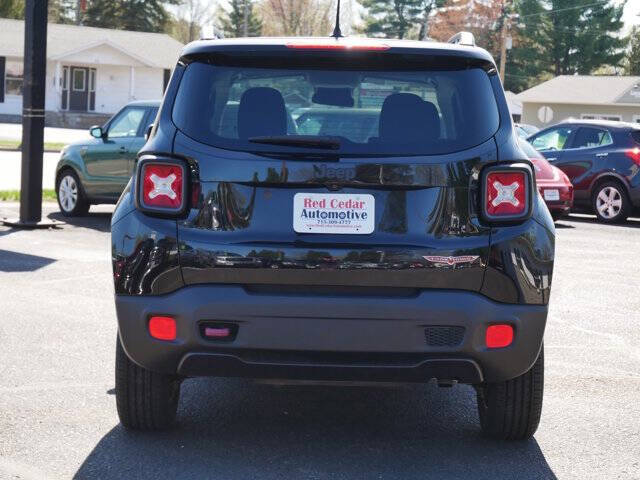 2017 Jeep Renegade Trailhawk
