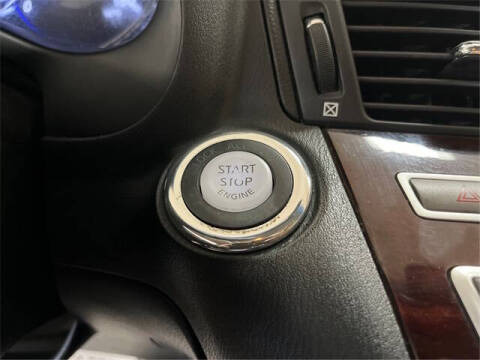 2015 Infiniti Q70L 3.7