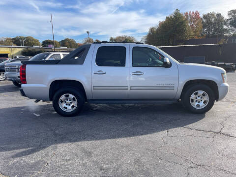 2012 Chevrolet Avalanche LS