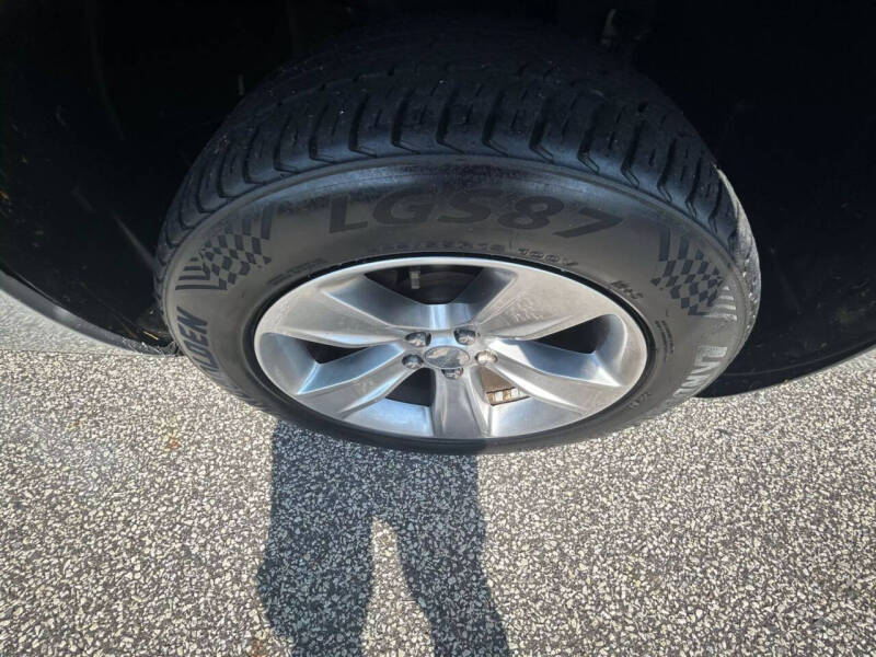 2009 Dodge Challenger SE