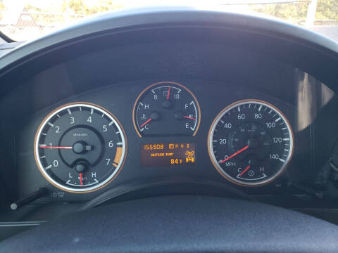 2013 Nissan Titan SV