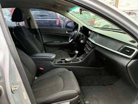 2020 Kia Optima LX