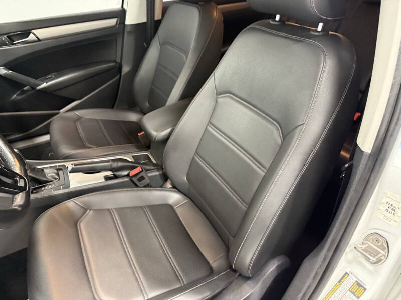 2020 Volkswagen Passat SE