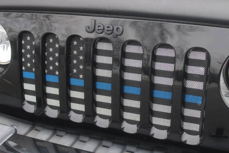 2017 Jeep Wrangler Willys Wheeler