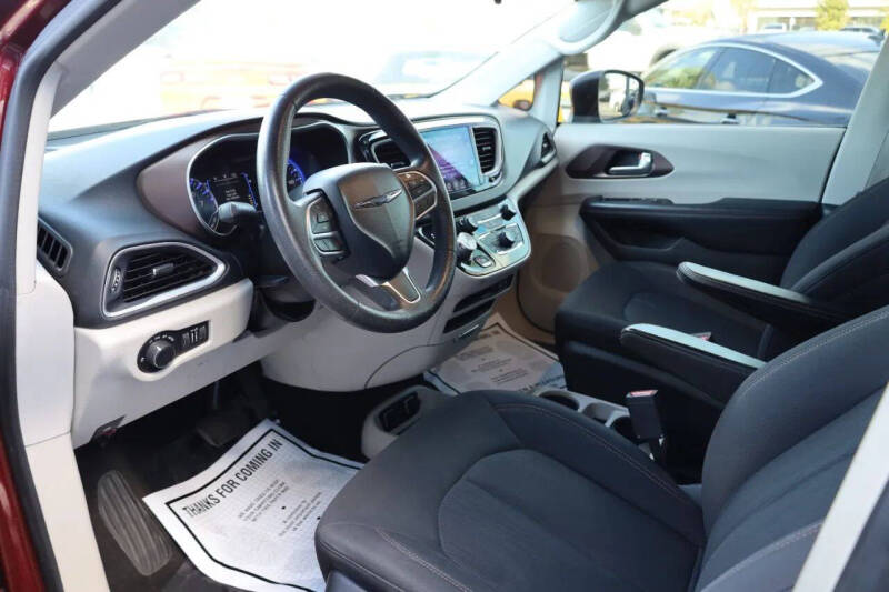 2017 Chrysler Pacifica Touring