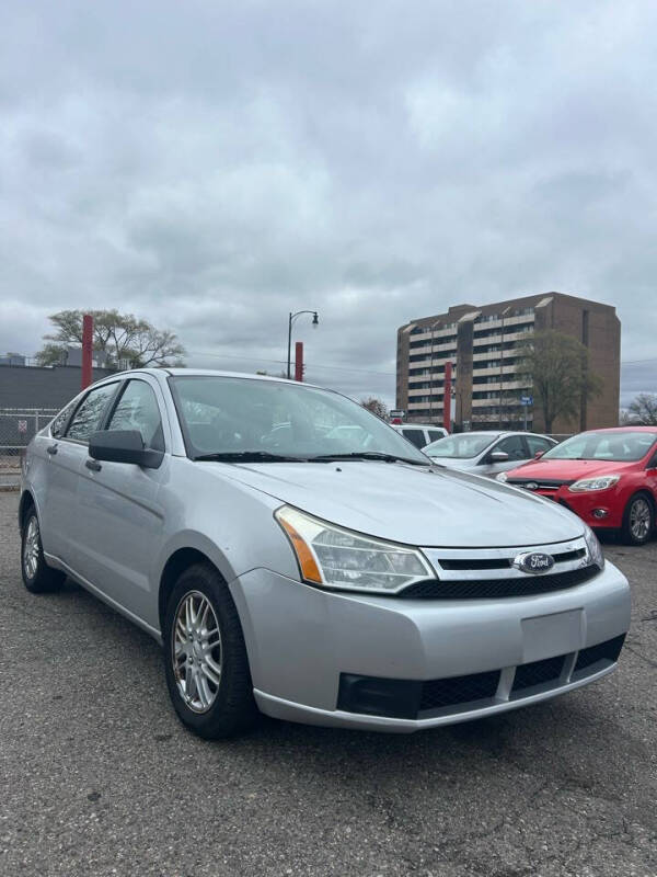 2011 Ford Focus SE photo 2