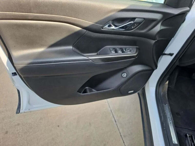 2020 GMC Acadia SLT