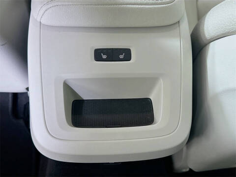 2024 Volvo S60 B5 Plus Dark Theme