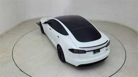 2023 Tesla Model S Plaid