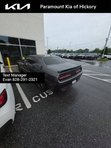 2022 Dodge Challenger SXT