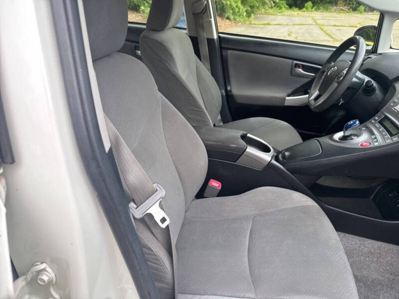 2012 Toyota Prius Plug-in Hybrid