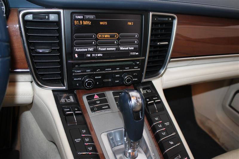 2011 Porsche Panamera