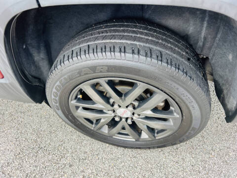 2017 GMC Acadia SLT-1