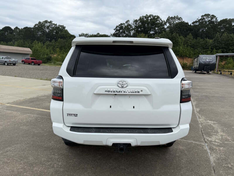 2020 Toyota 4Runner SR5