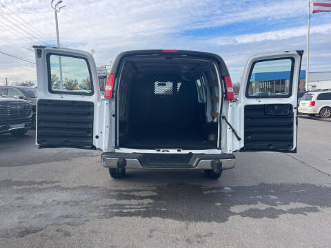 2024 Chevrolet Express 2500