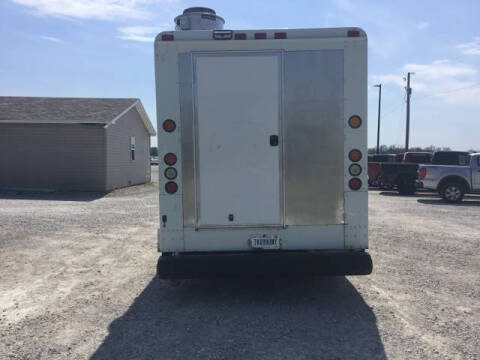 2002 Freightliner MT45 Chassis