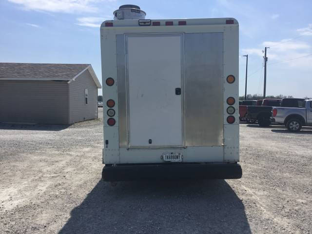 2002 Freightliner MT45 Chassis