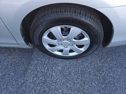 2010 Toyota Camry LE